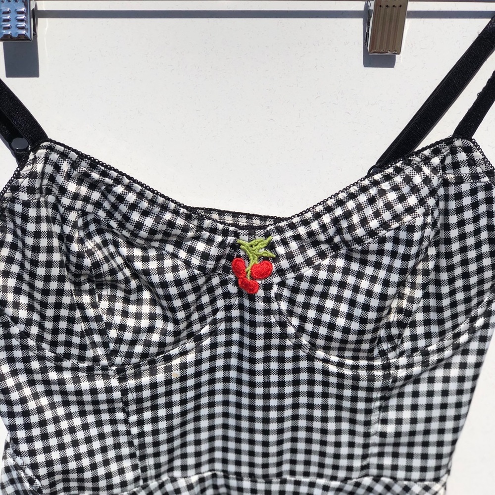 Urban Outfitters Gilly Gingham Bustier Dre… - Picture 6 of 7